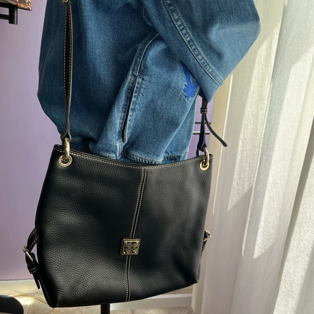 Dooney Bourke Classic Purse - Picture 11 of 16
